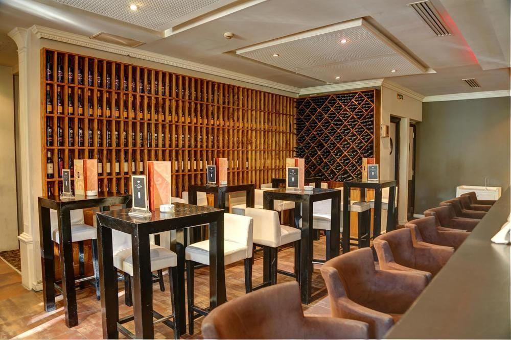Hotel La Maison Blanche Tunis Exteriér fotografie Wine Bar